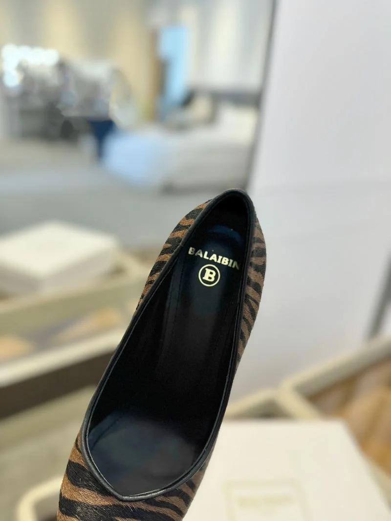 Trendsetting Balmain Shoes 10494