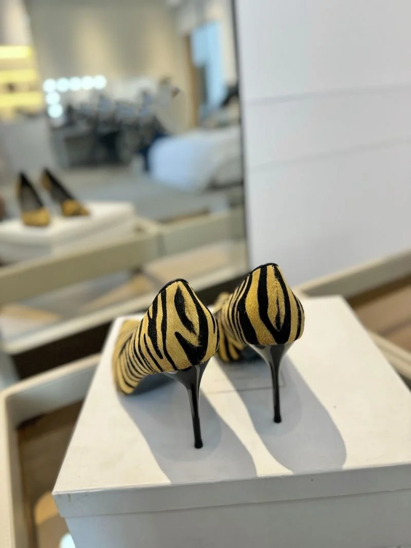 Unique Balmain Shoes 10489