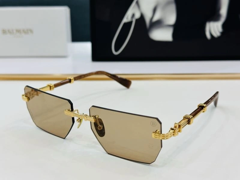 Elegant Balmain Sunglasses 277015