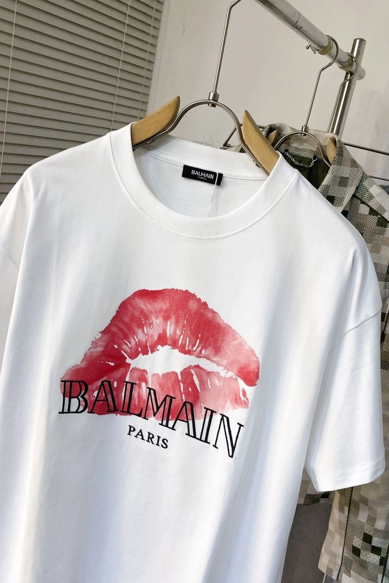 Balmain T-Shirts Lightweight 99032