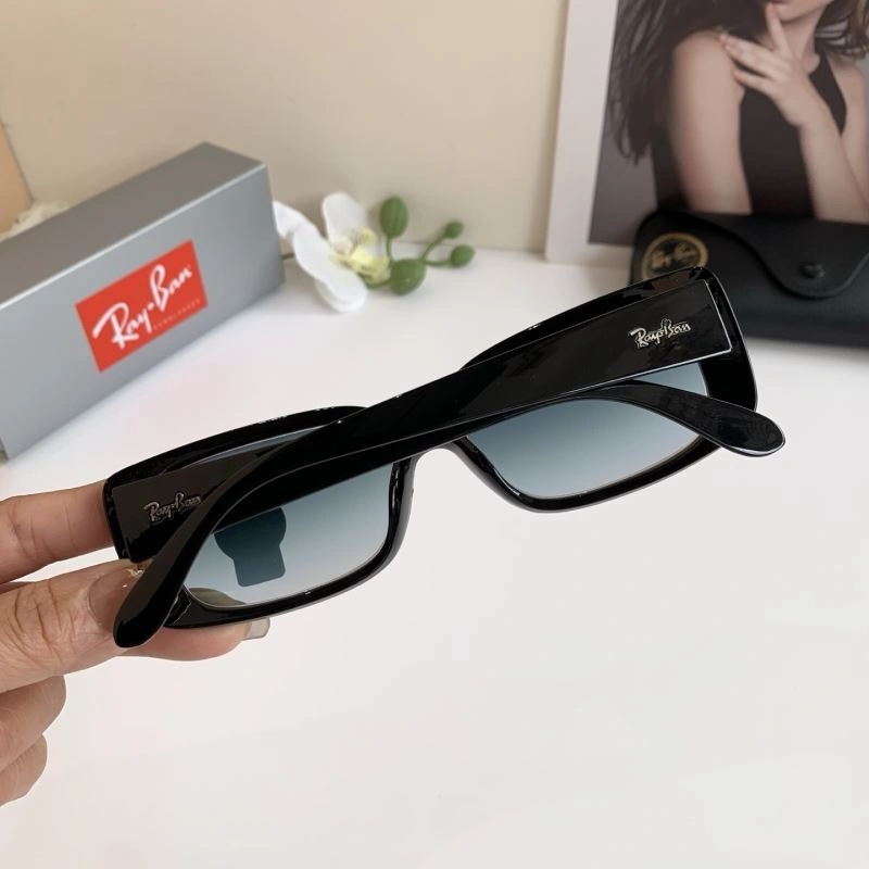 UrbanChic Bay Ban Sunglasses 282196
