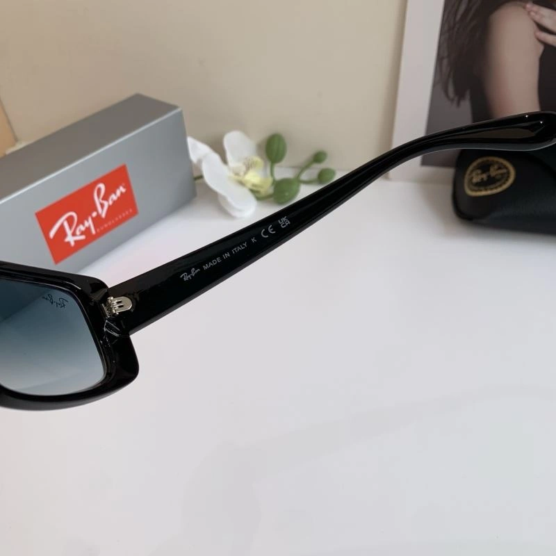 UrbanChic Bay Ban Sunglasses 282196