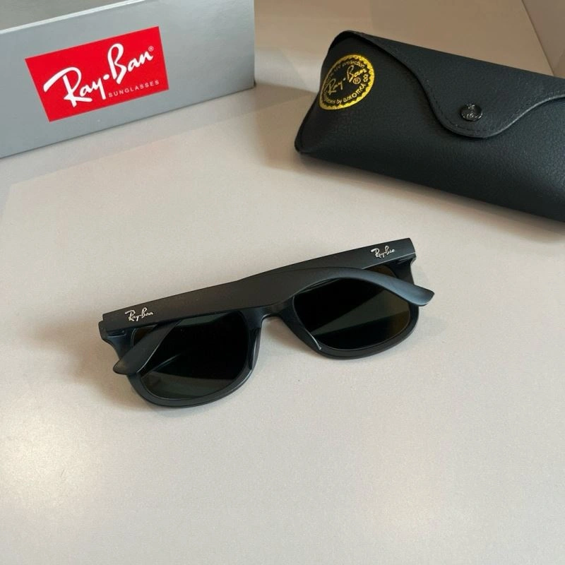 OdorResistant Bay Ban Sunglasses 282248