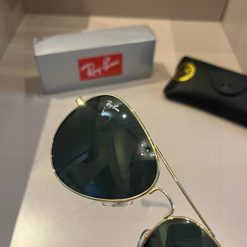 Lightweight Bay Ban Sunglasses 282225