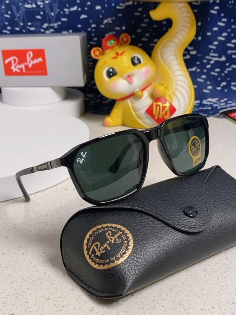 Youthful Bay Ban Sunglasses 282254