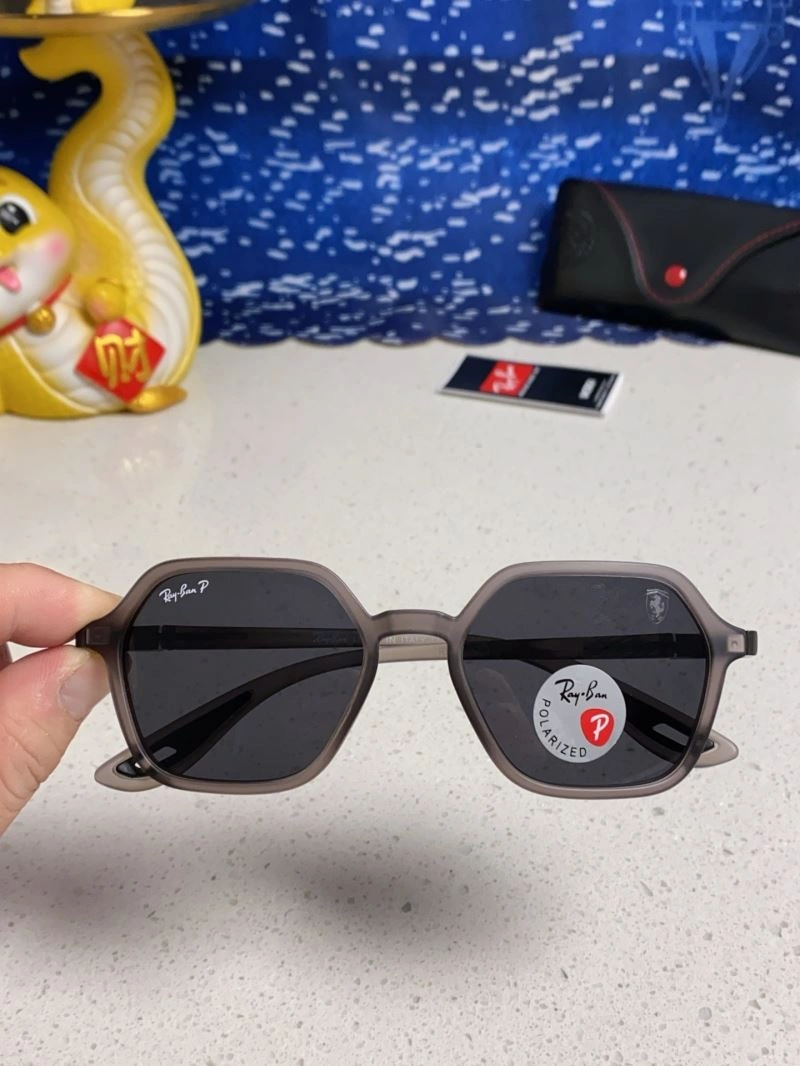 Unisex Bay Ban Sunglasses 282207