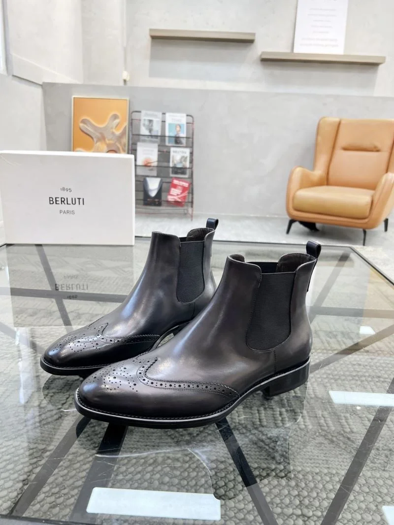 Versatile Berluti Boots 5306