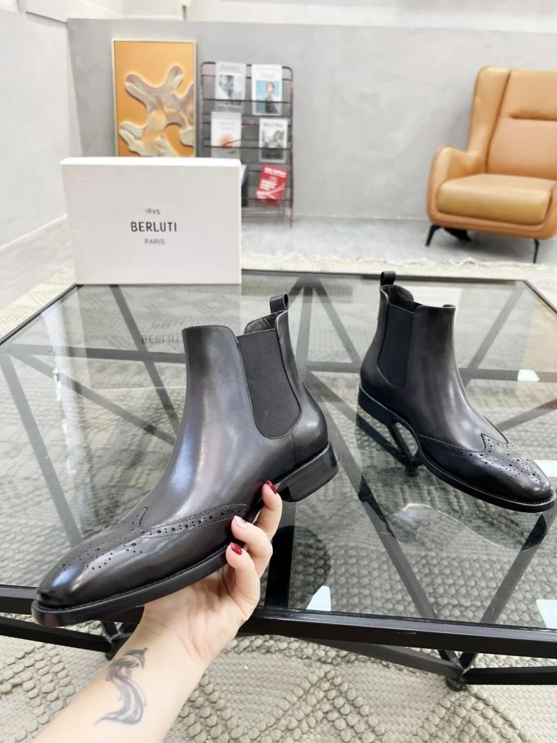 Versatile Berluti Boots 5306