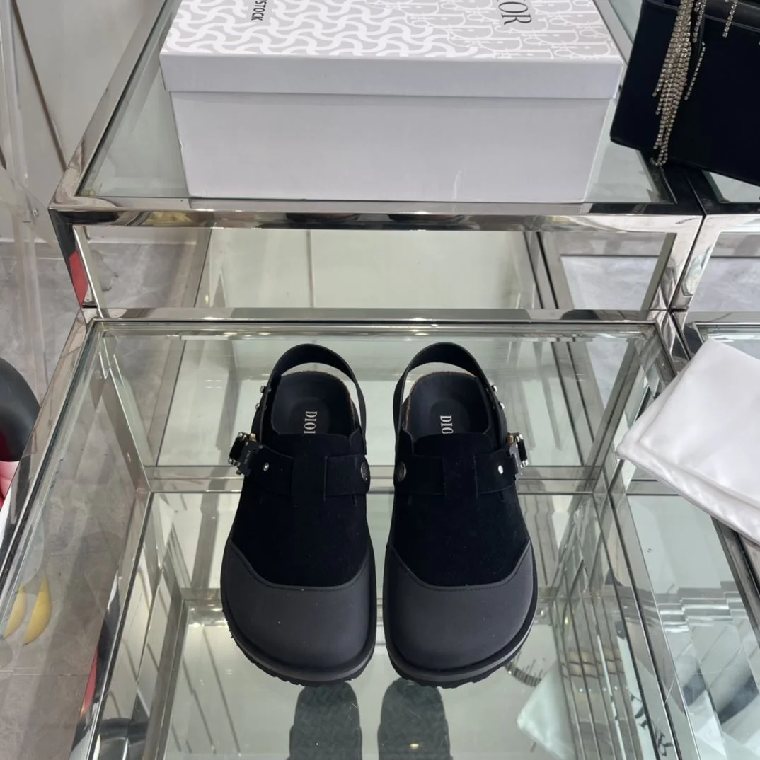 Unique Birkenstock Sandals 8322