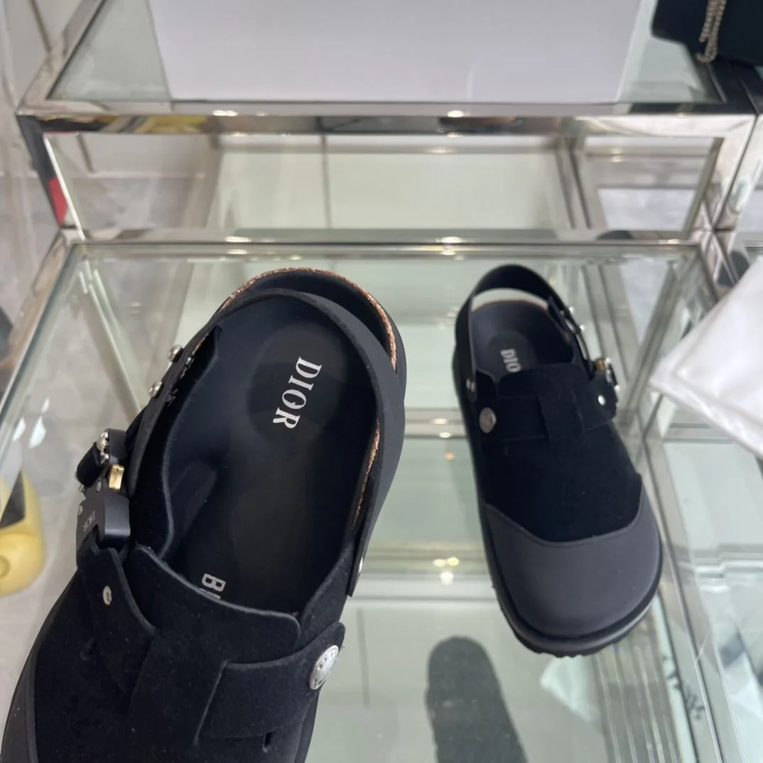Unique Birkenstock Sandals 8322