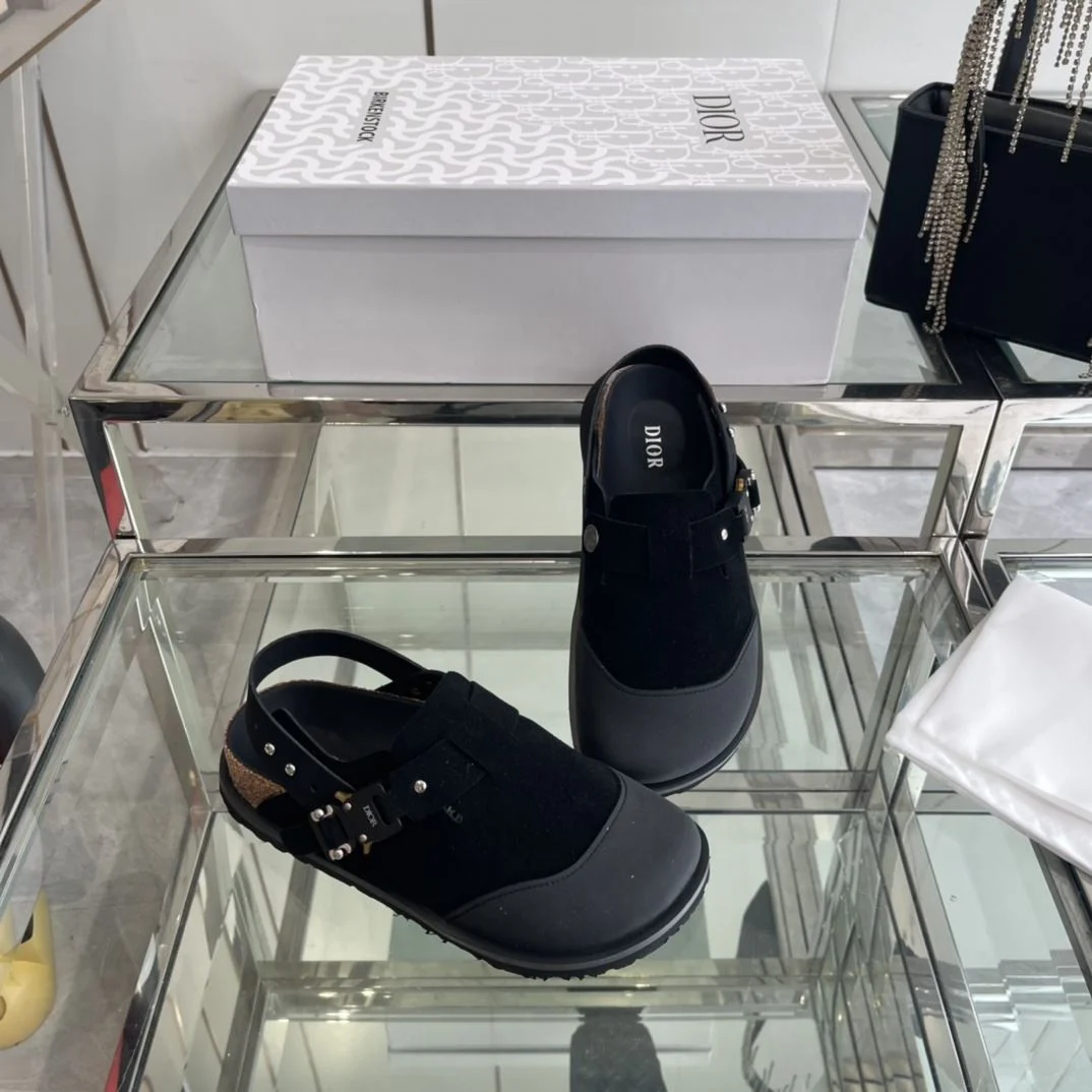 Unique Birkenstock Sandals 8322
