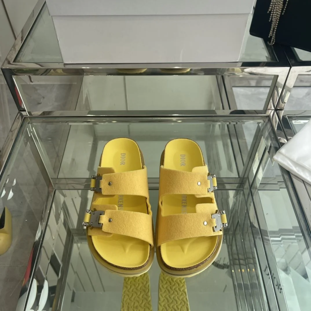 TimelessDesign Birkenstock Sandals 8334