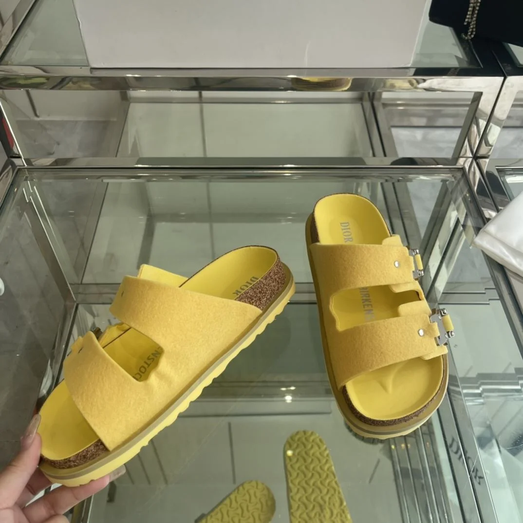 TimelessDesign Birkenstock Sandals 8334