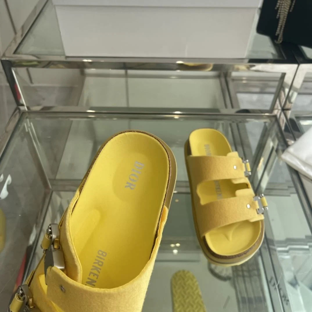 TimelessDesign Birkenstock Sandals 8334