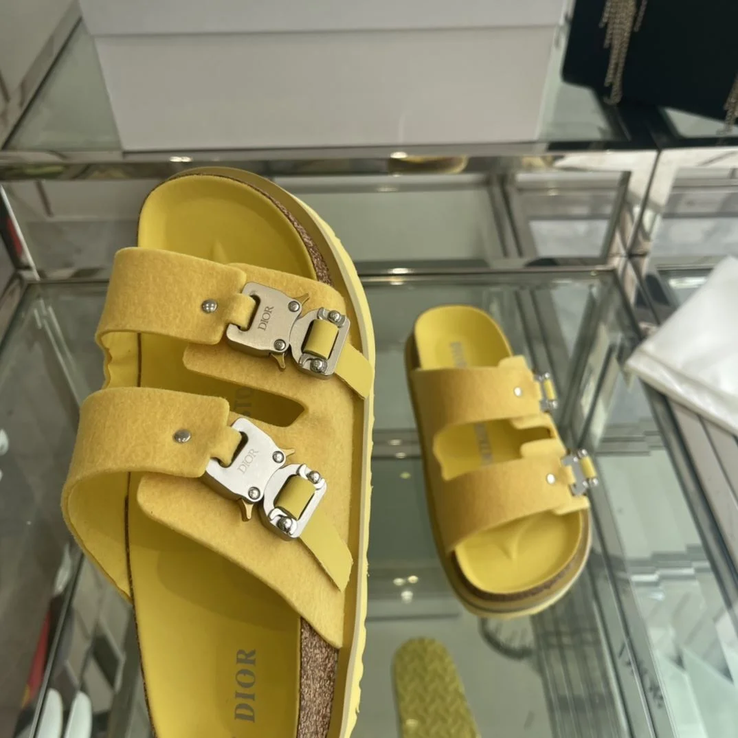 TimelessDesign Birkenstock Sandals 8334