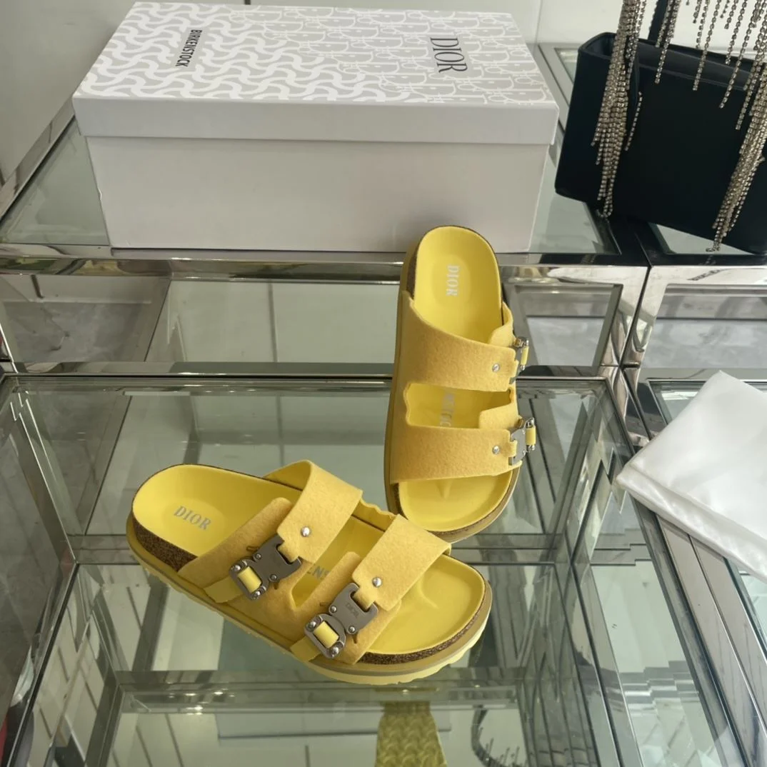 TimelessDesign Birkenstock Sandals 8334