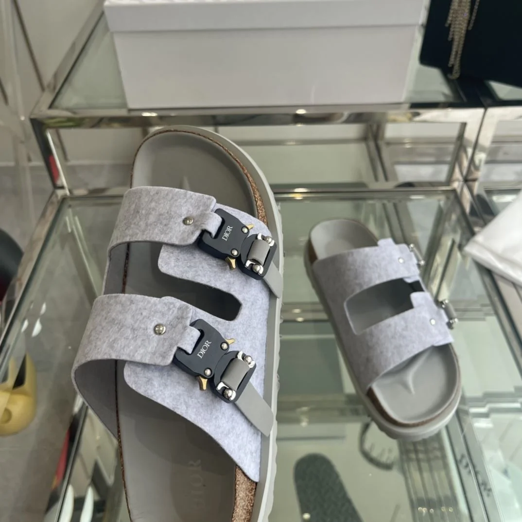 Sustainable Birkenstock Sandals 8353