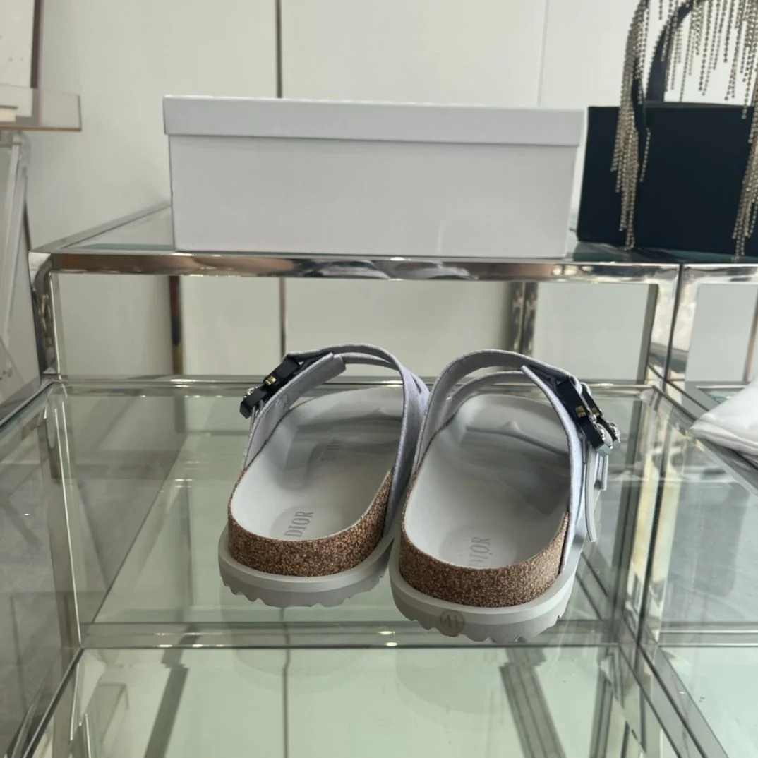 Sustainable Birkenstock Sandals 8353