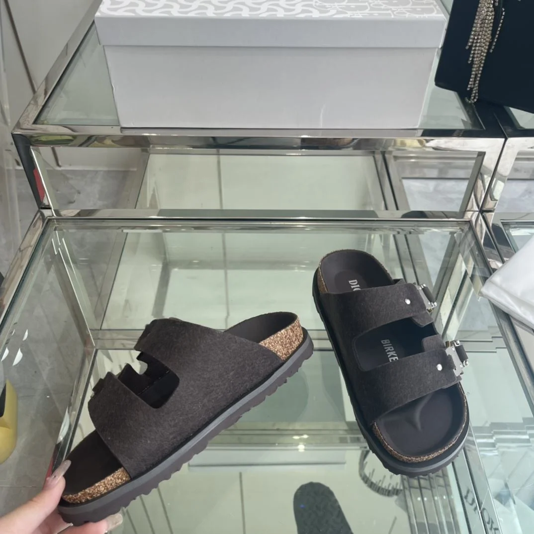Birkenstock Sandals Fashionable 8339
