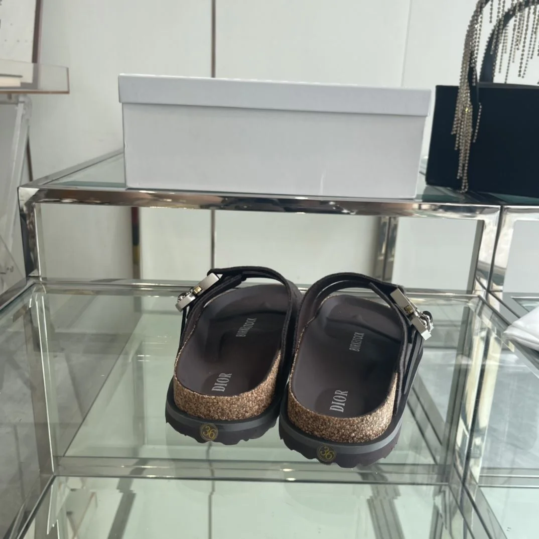 Birkenstock Sandals Fashionable 8339