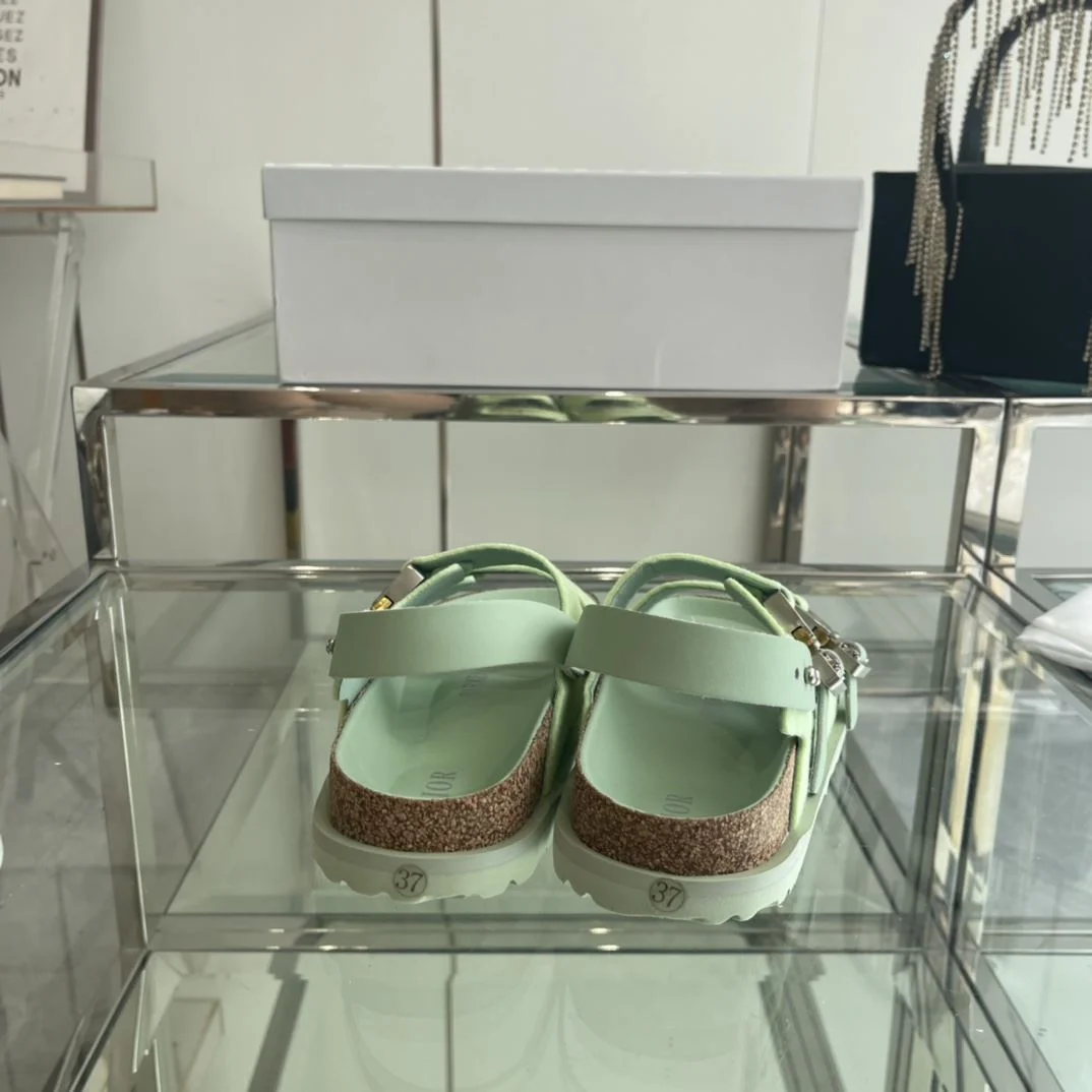 UrbanChic Birkenstock Sandals 8332