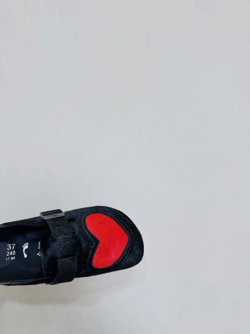 Modern Birkenstock Sandals 10498