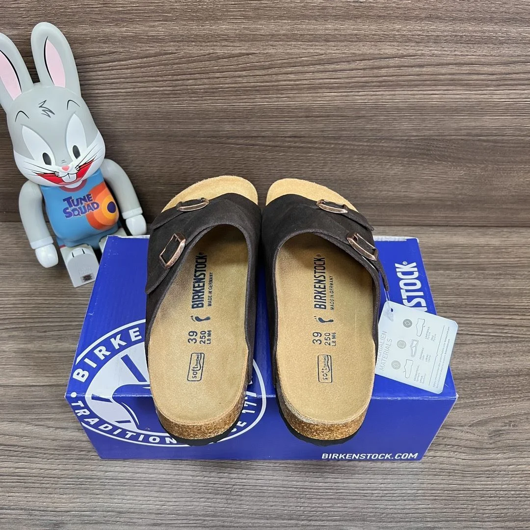 Durable Birkenstock Sandals 6811