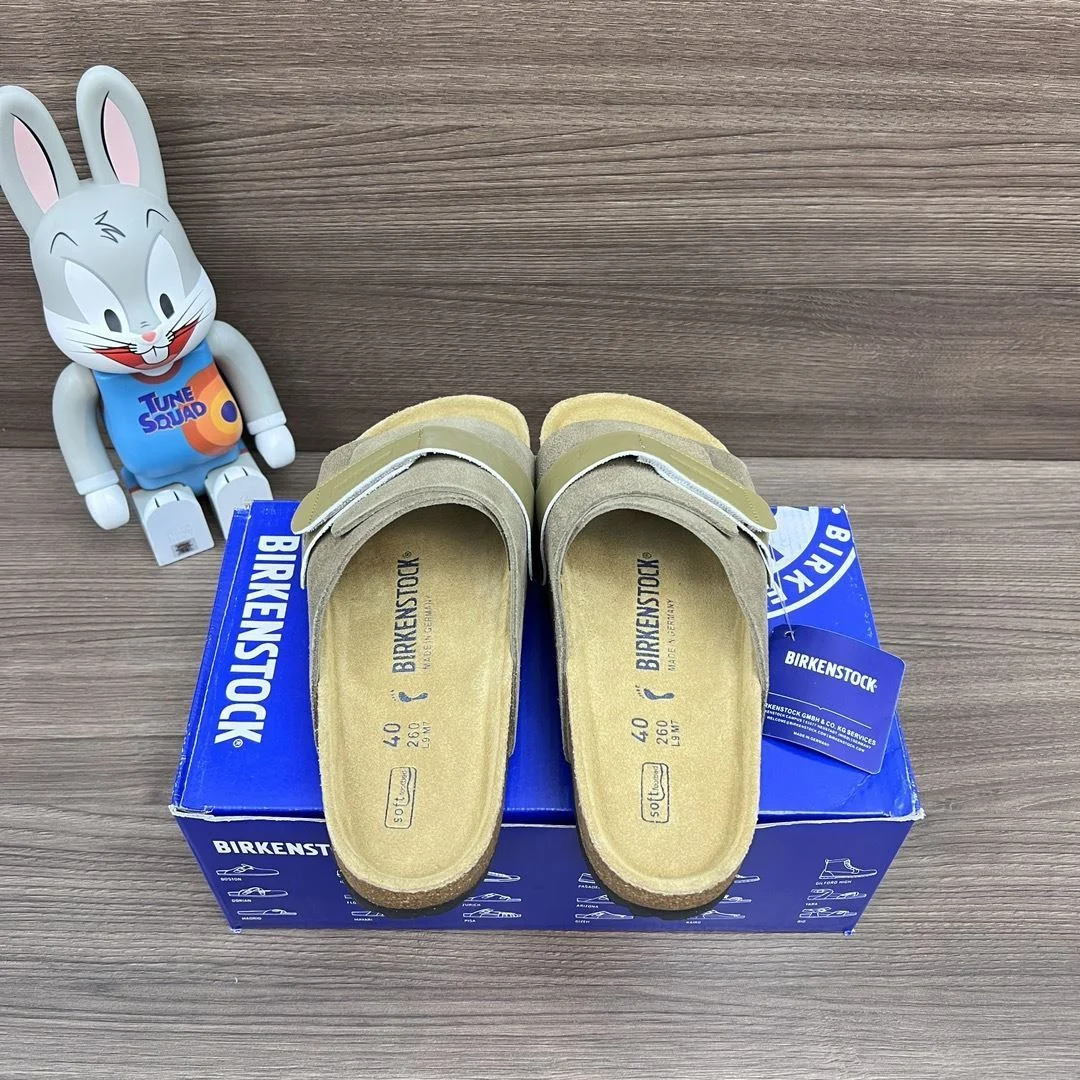 Elegant Birkenstock Sandals 6787