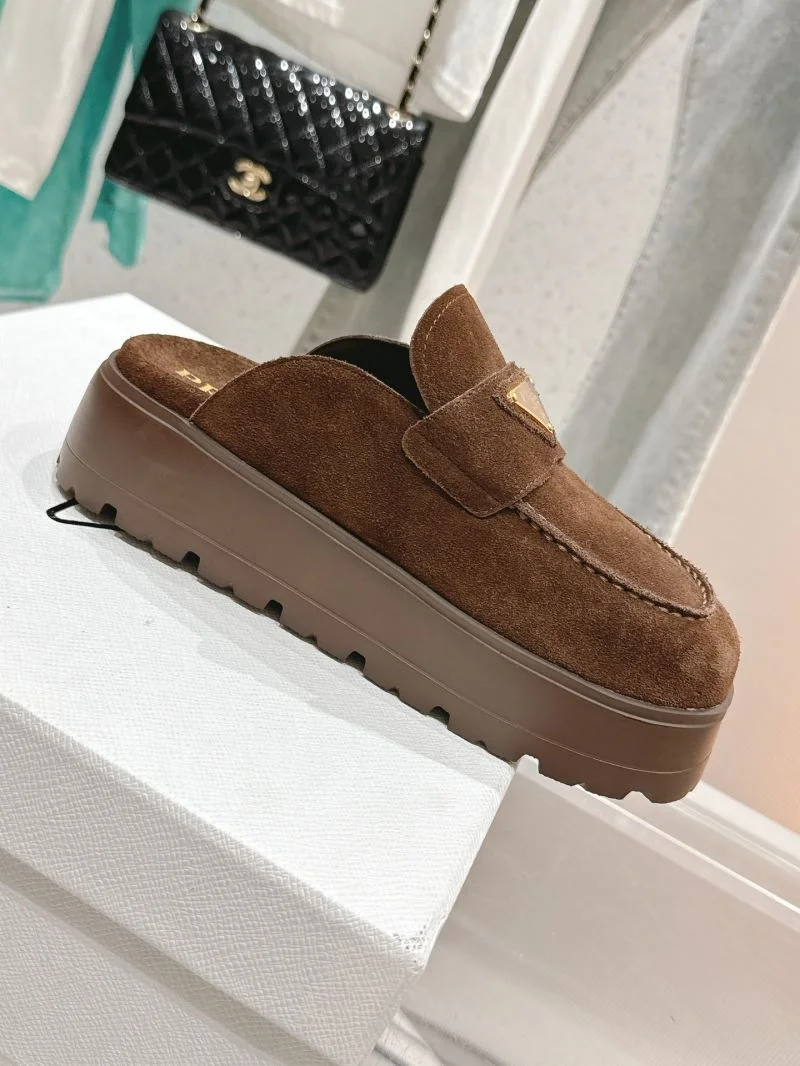 WrinkleFree Birkenstock Sandals 6750
