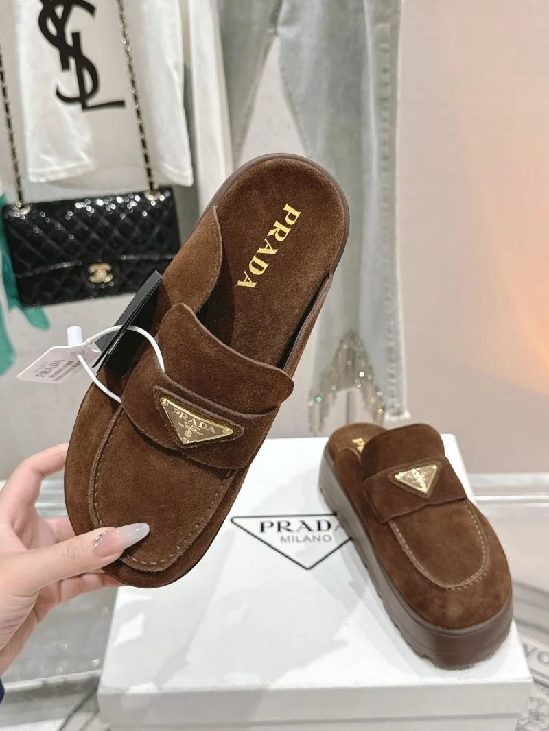 WrinkleFree Birkenstock Sandals 6750