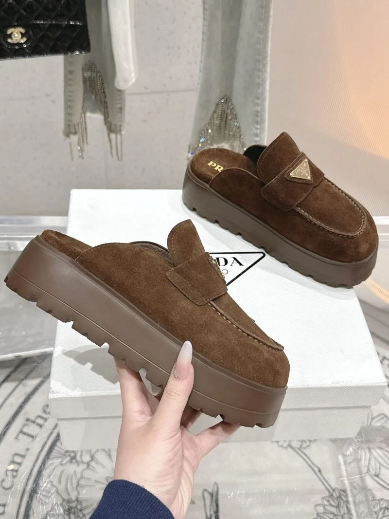 WrinkleFree Birkenstock Sandals 6750