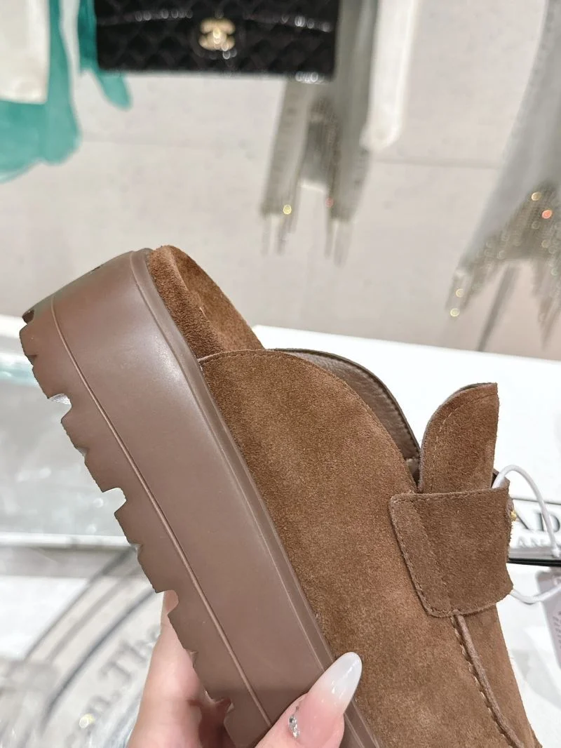 WrinkleFree Birkenstock Sandals 6750