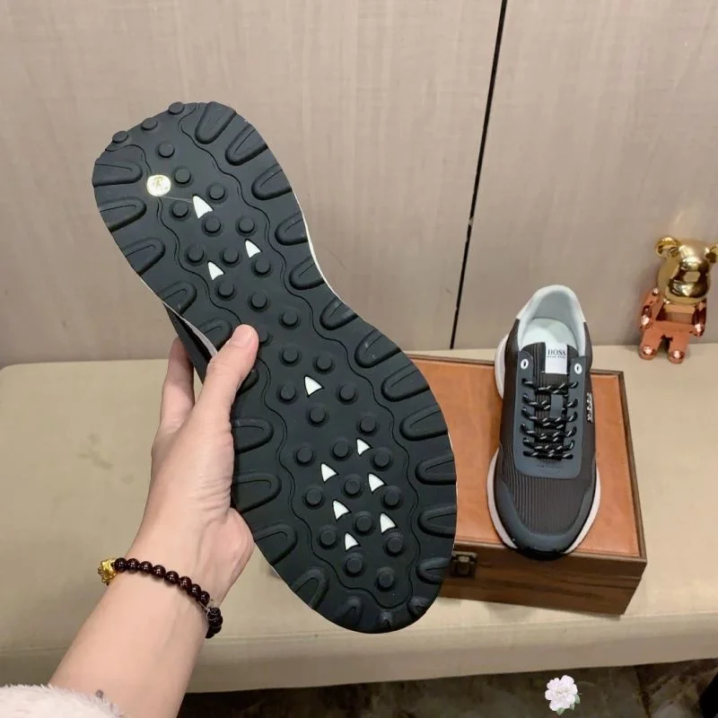 Compact Boss Shoes 5223