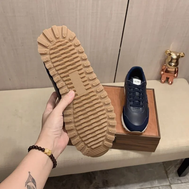Boss Shoes MoistureWicking 5226