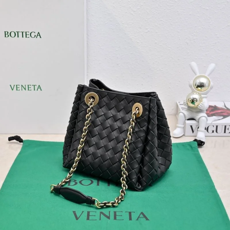Lightweight Bottega Veneta Bucket Bags 51961