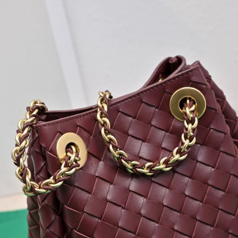 Bottega Veneta Bucket Bags Trendsetting 51957