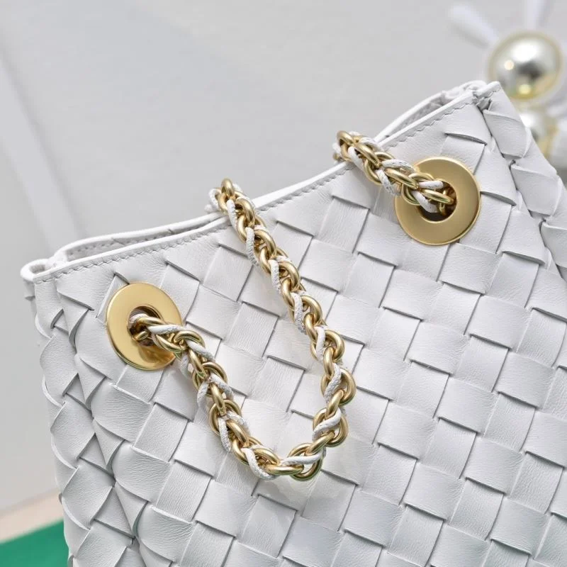Seasonal Bottega Veneta Bucket Bags 52075