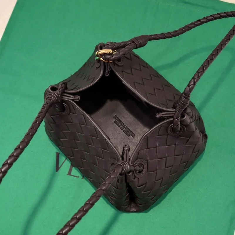 Bottega Veneta Bucket Bags RelaxedFit 51955