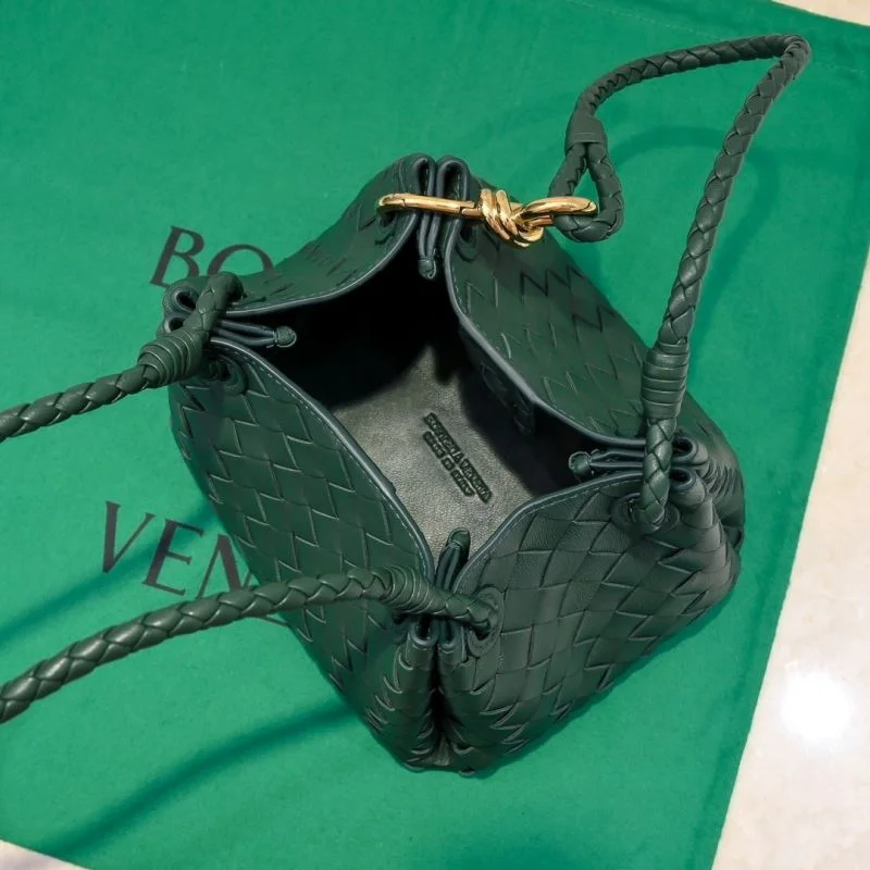 Bottega Veneta Bucket Bags AllSeason 51953