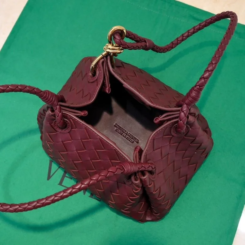 Sustainable Bottega Veneta Bucket Bags 51952