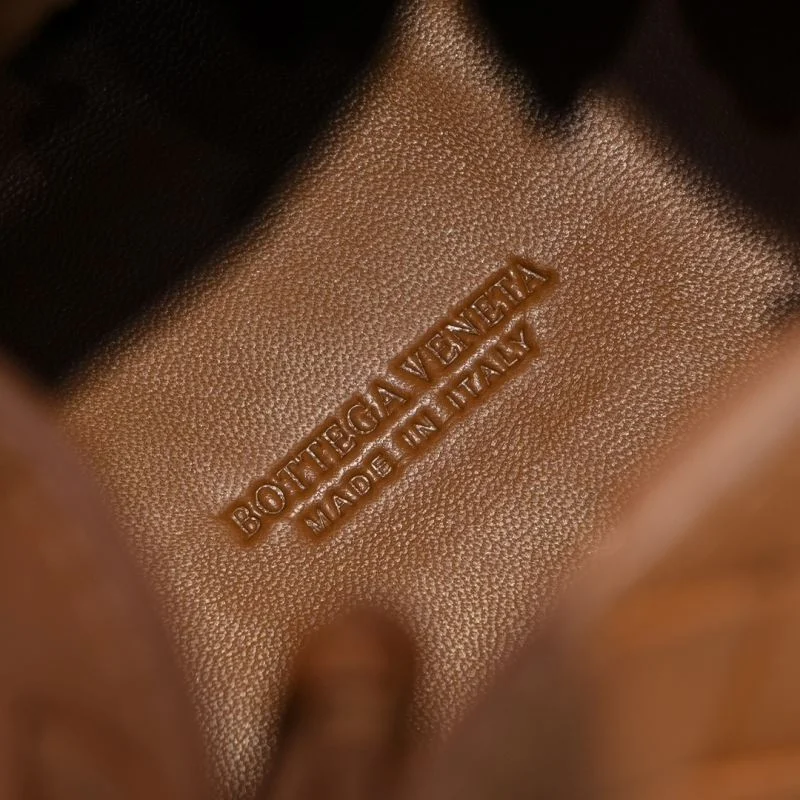 Bottega Veneta Bucket Bags Breathable 51951