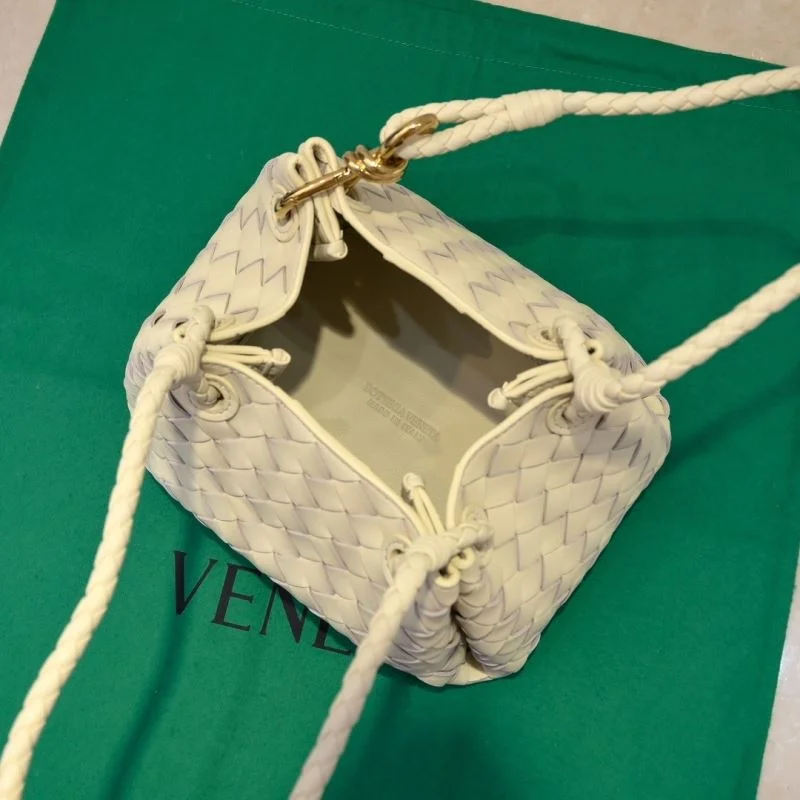 Bottega Veneta Bucket Bags SoftTouch 51954