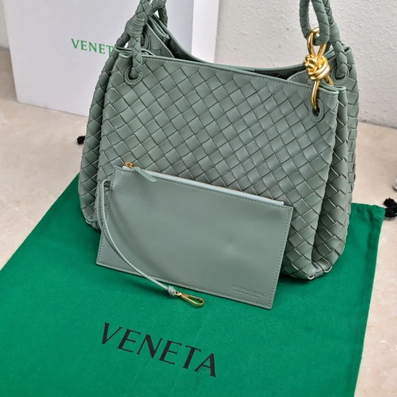 GoAnywhere Bottega Veneta Bucket Bags 51944