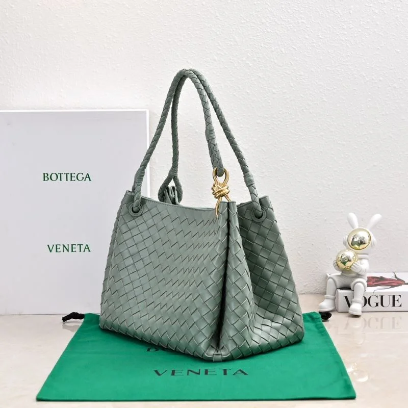 GoAnywhere Bottega Veneta Bucket Bags 51944
