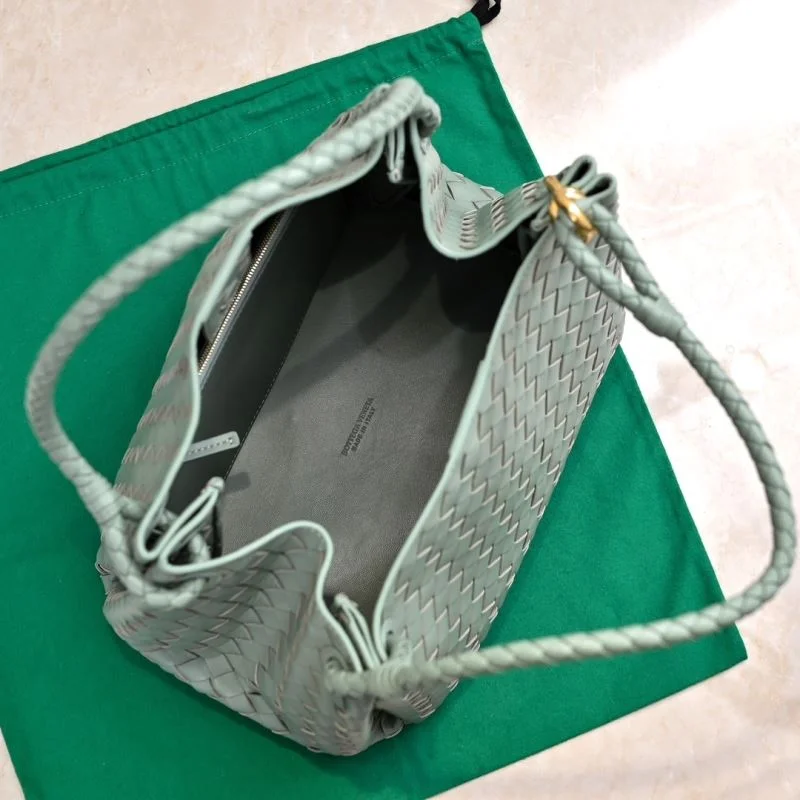 GoAnywhere Bottega Veneta Bucket Bags 51944