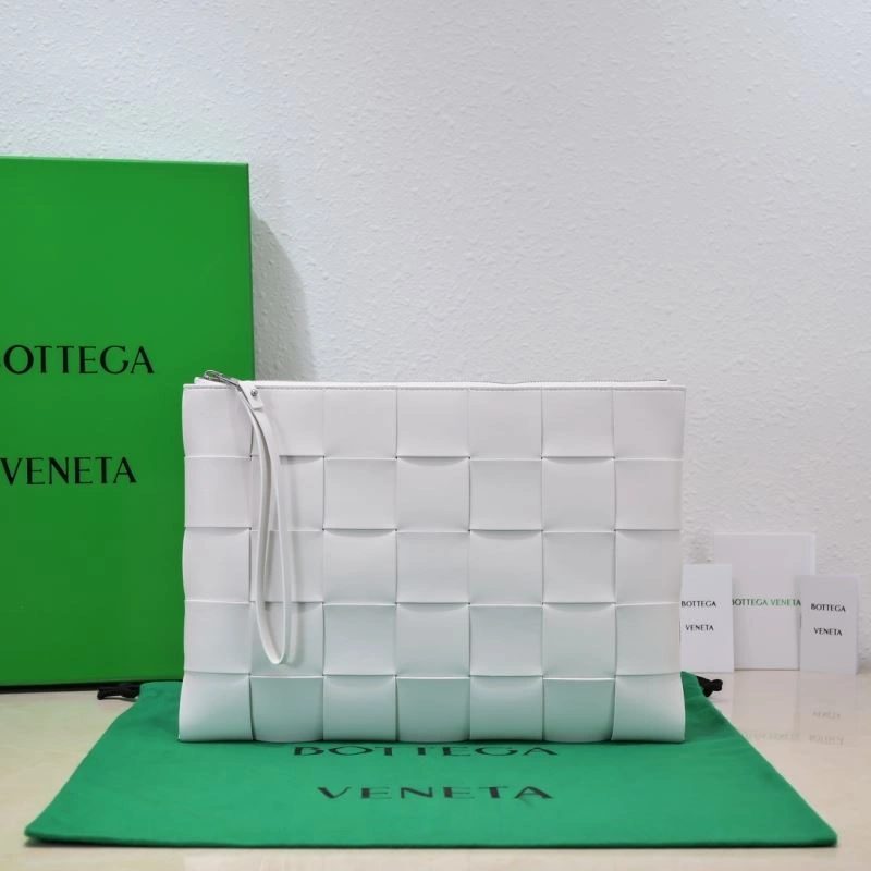 Sustainable Bottega Veneta Clutch Bags 68124