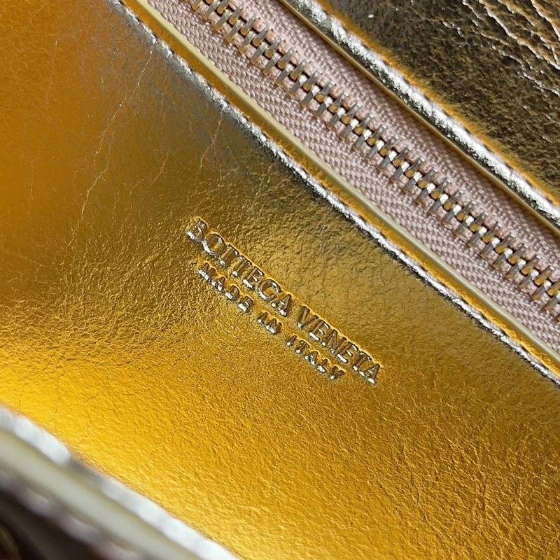 WaterResistant Bottega Veneta Clutch Bags 67909