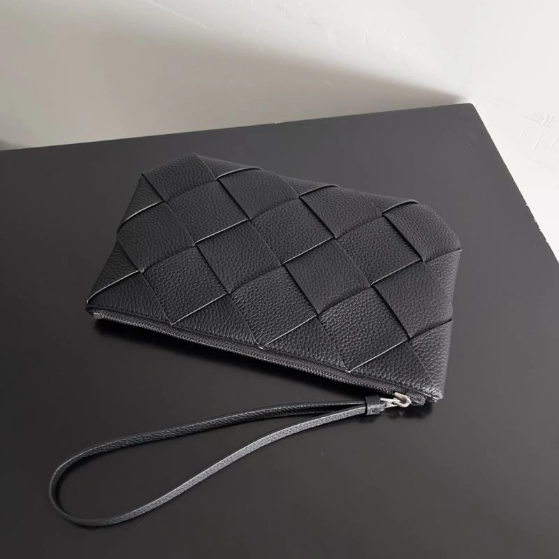 FashionForward Bottega Veneta Clutch Bags 67258