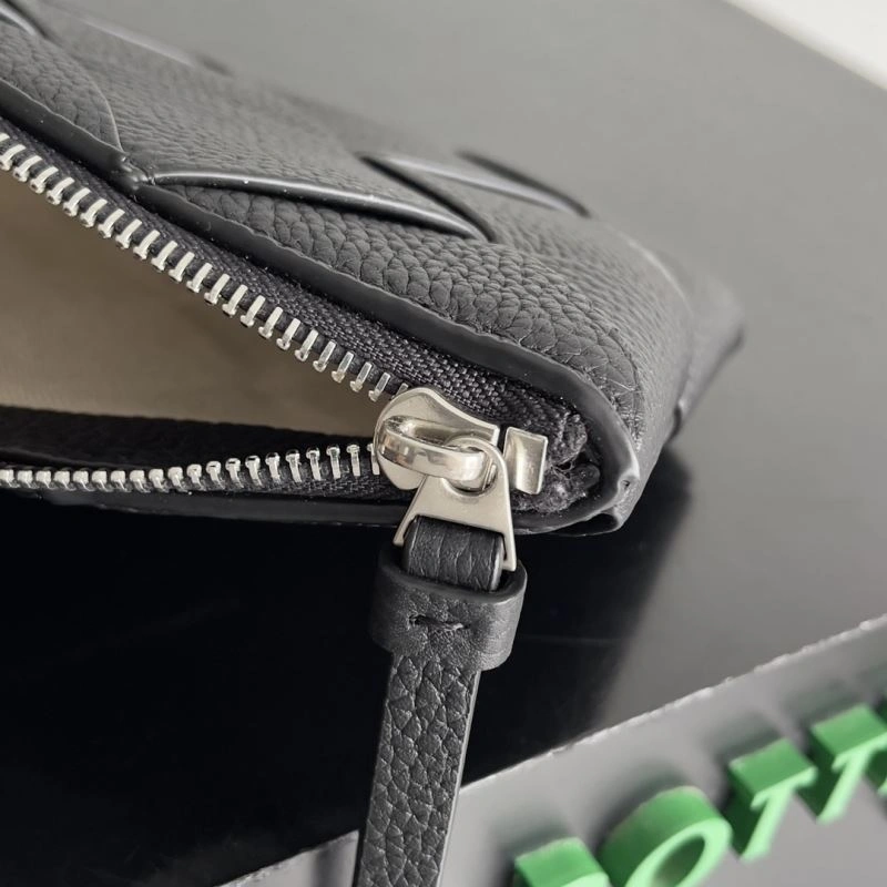 FashionForward Bottega Veneta Clutch Bags 67258