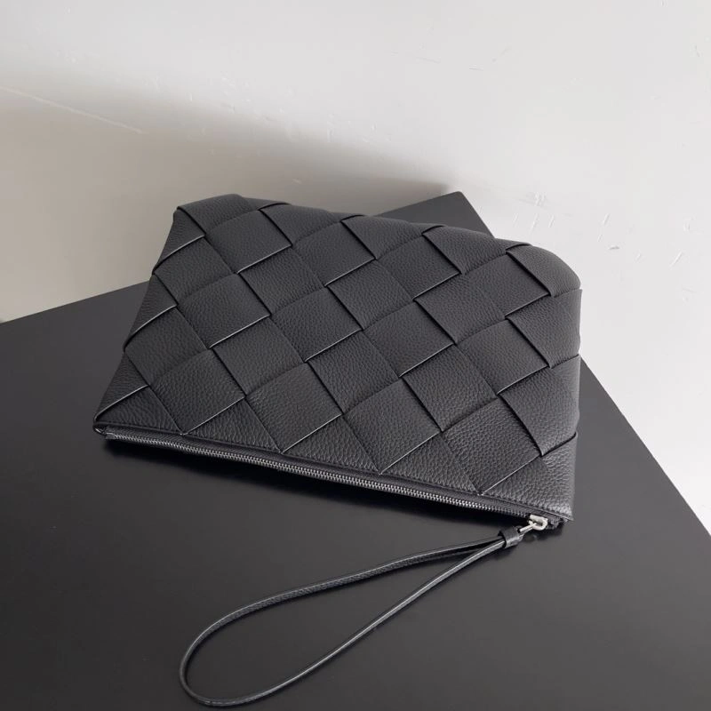 Bottega Veneta Clutch Bags Resilient 67300